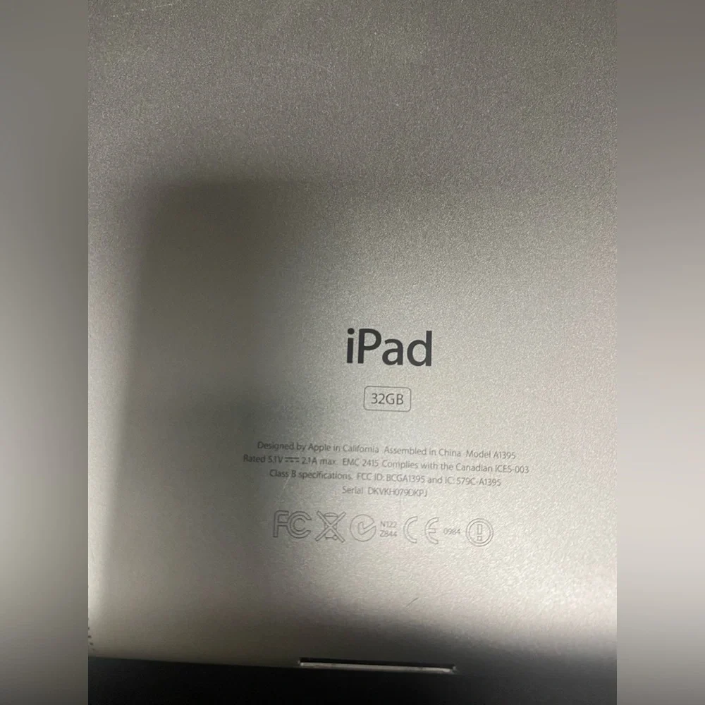 Apple iPad 4 32GB, Wi-Fi + 4G 9.7in (A1460) White Tested Locked